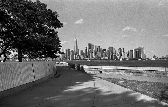 35mm f/2 - Ilford HP5 - Ellis Island - NJ