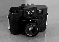 The Holga 120N