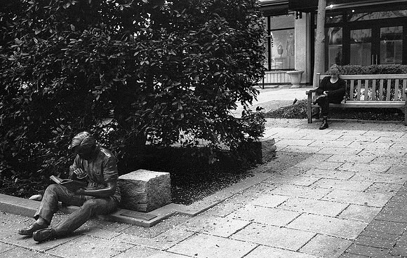 Fomapan 400 - Rollei 35 w/40mm lens
